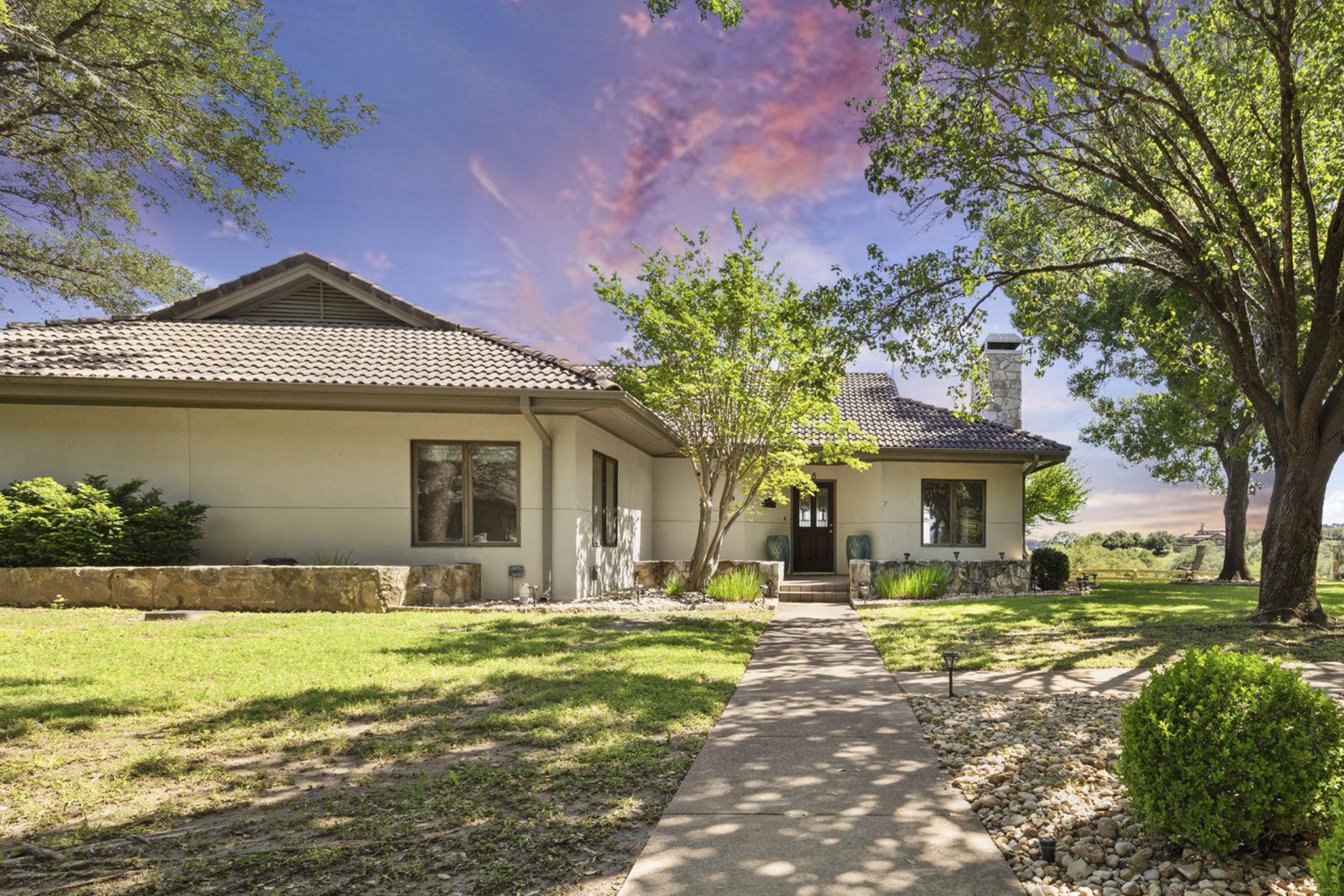 HILL COUNTRY HEAVENLY HOME